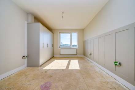 Henley Road, Caversham, Image 21