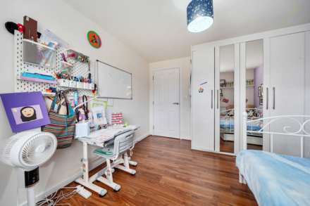 Bays Crescent, Reading, Image 12