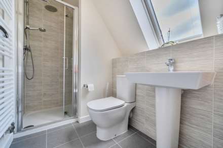 Bays Crescent, Reading, Image 16