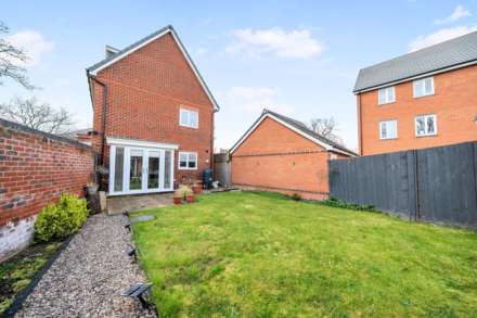 Bays Crescent, Reading, Image 19