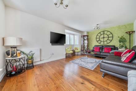 Bays Crescent, Reading, Image 2