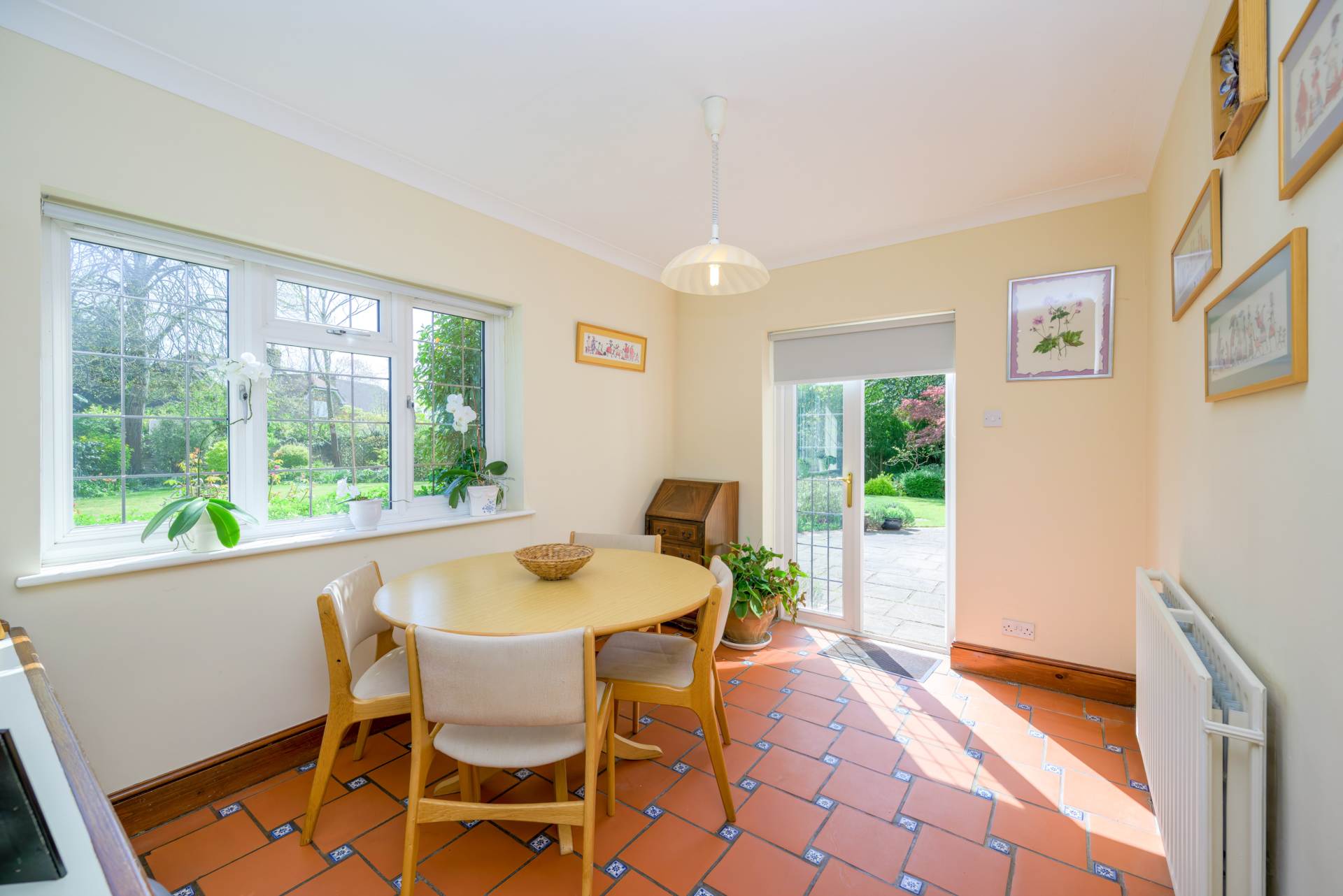 Thompson Walk, Calcot, Image 14