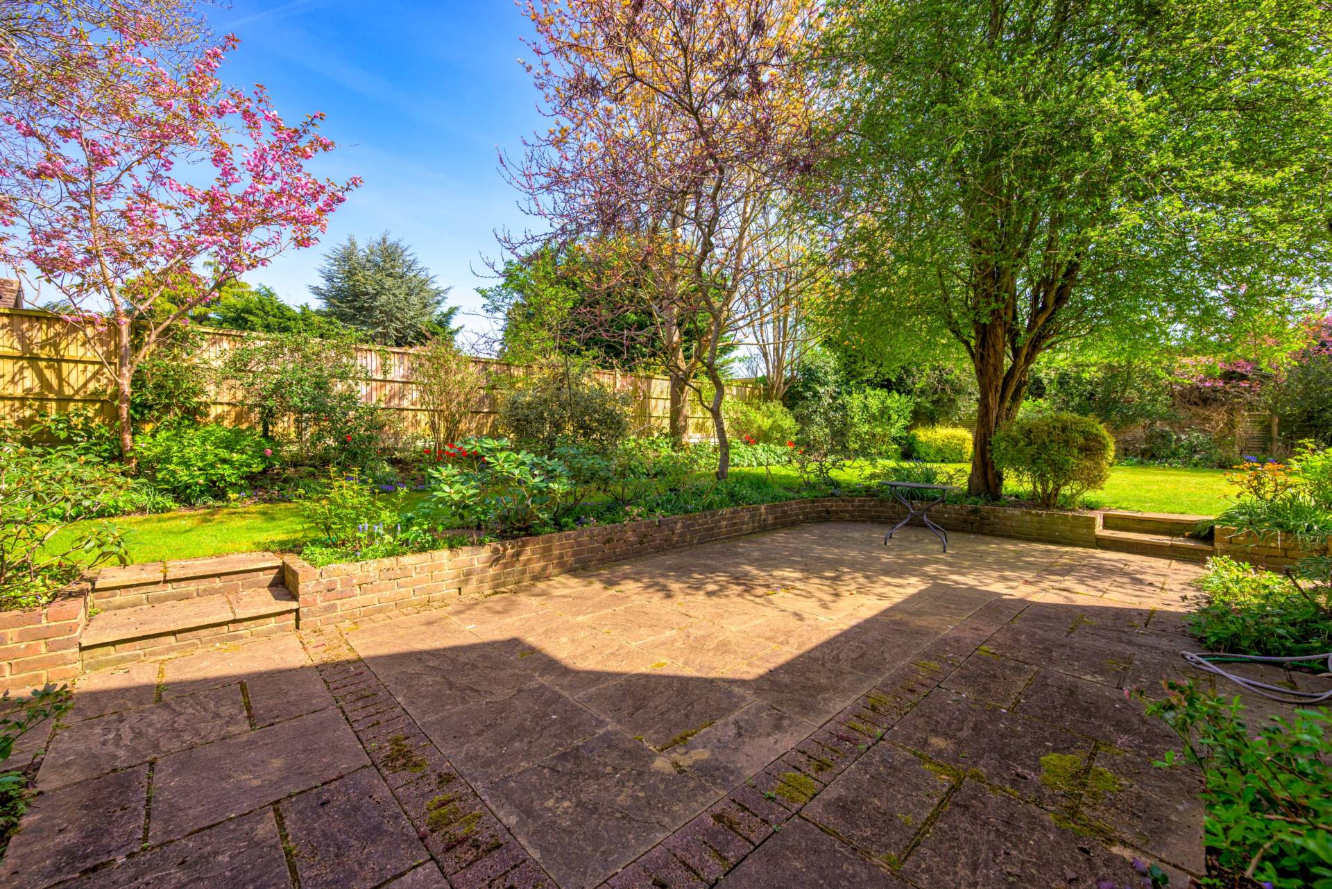 Thompson Walk, Calcot, Image 27