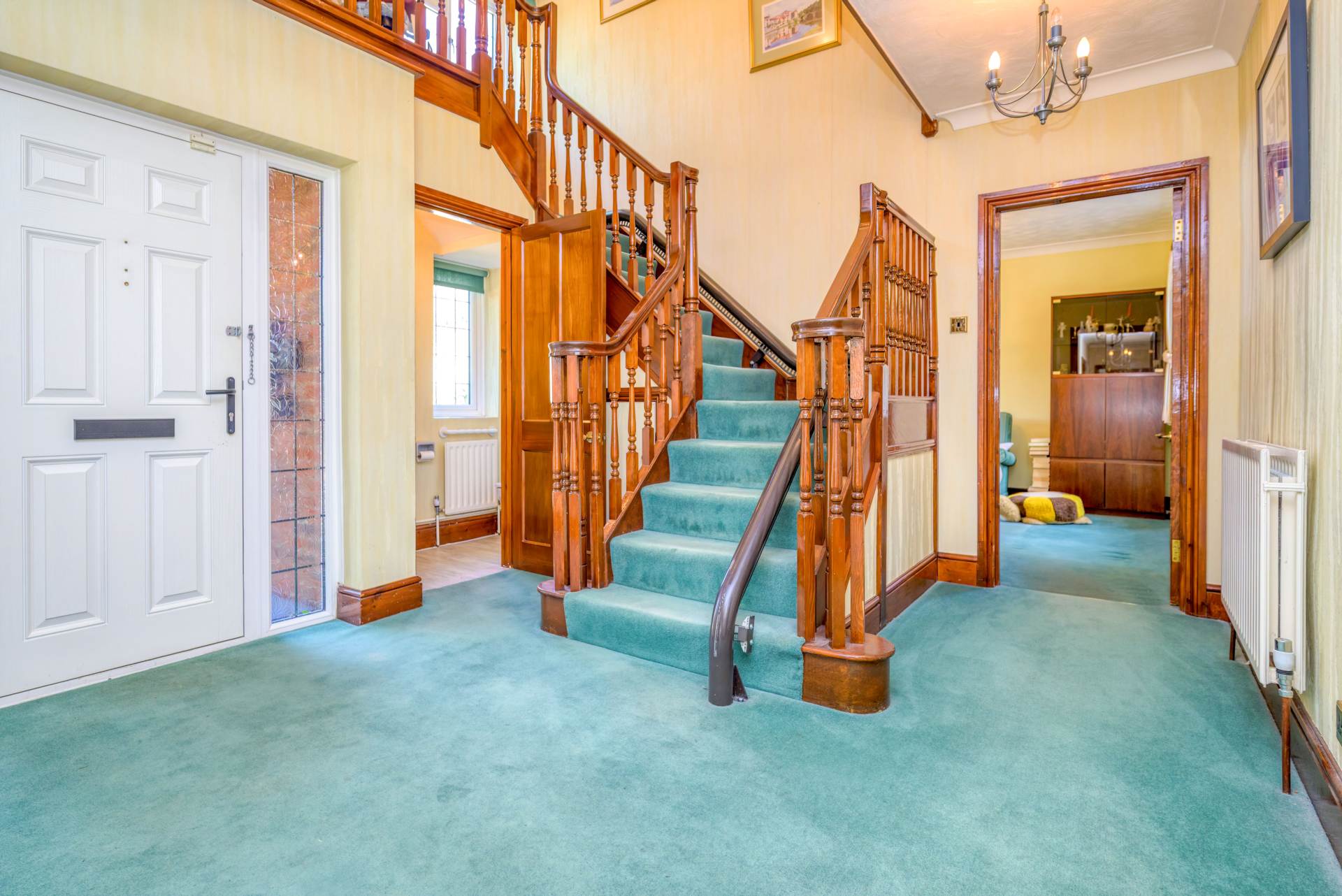 Thompson Walk, Calcot, Image 5