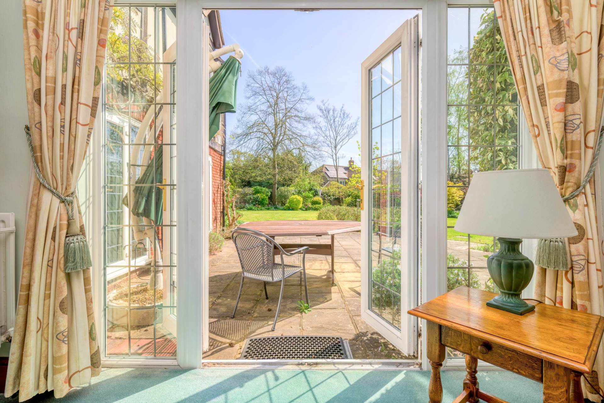 Thompson Walk, Calcot, Image 7