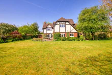 Thompson Walk, Calcot, Image 31