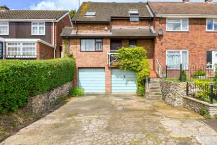 Property For Sale Berkeley Avenue, Reading