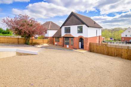 Henley Road, Caversham, Image 1