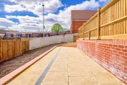 Henley Road, Caversham, Image 18