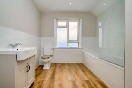 Henley Road, Caversham, Image 4