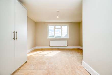 Henley Road, Caversham, Reading, Image 10