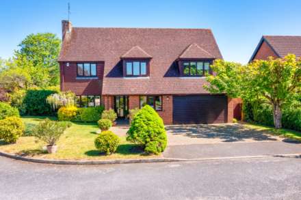 Gorselands, Emmer Green, Image 2
