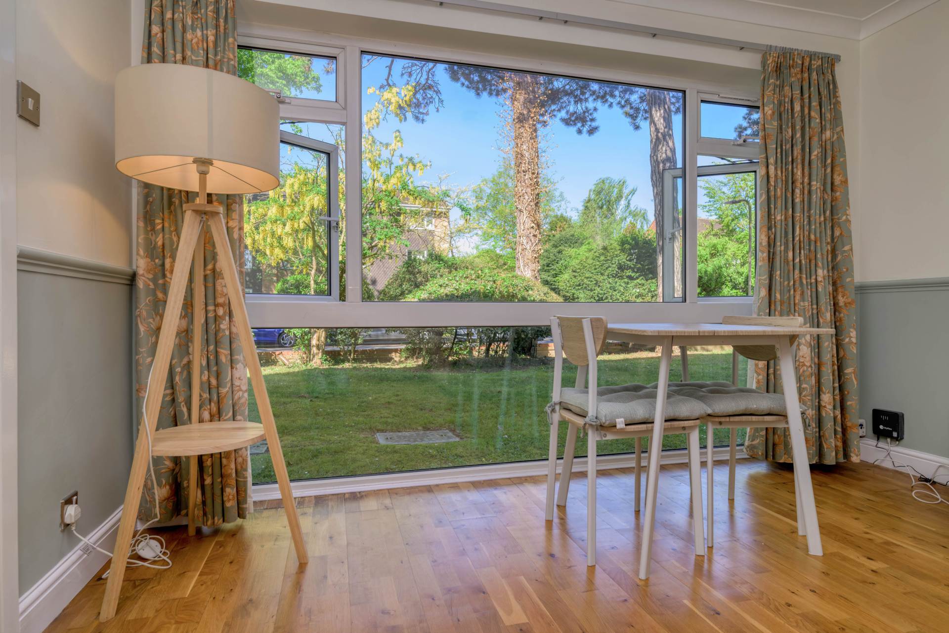 Lesley Court, Reading, Image 8