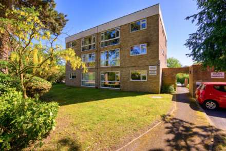 Lesley Court, Reading, Image 1