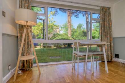 Lesley Court, Reading, Image 8