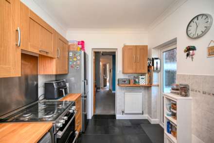 Briants Avenue, Caversham, Image 9