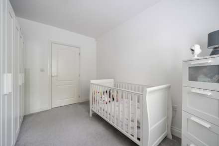 Luscinia View, Reading, Image 9