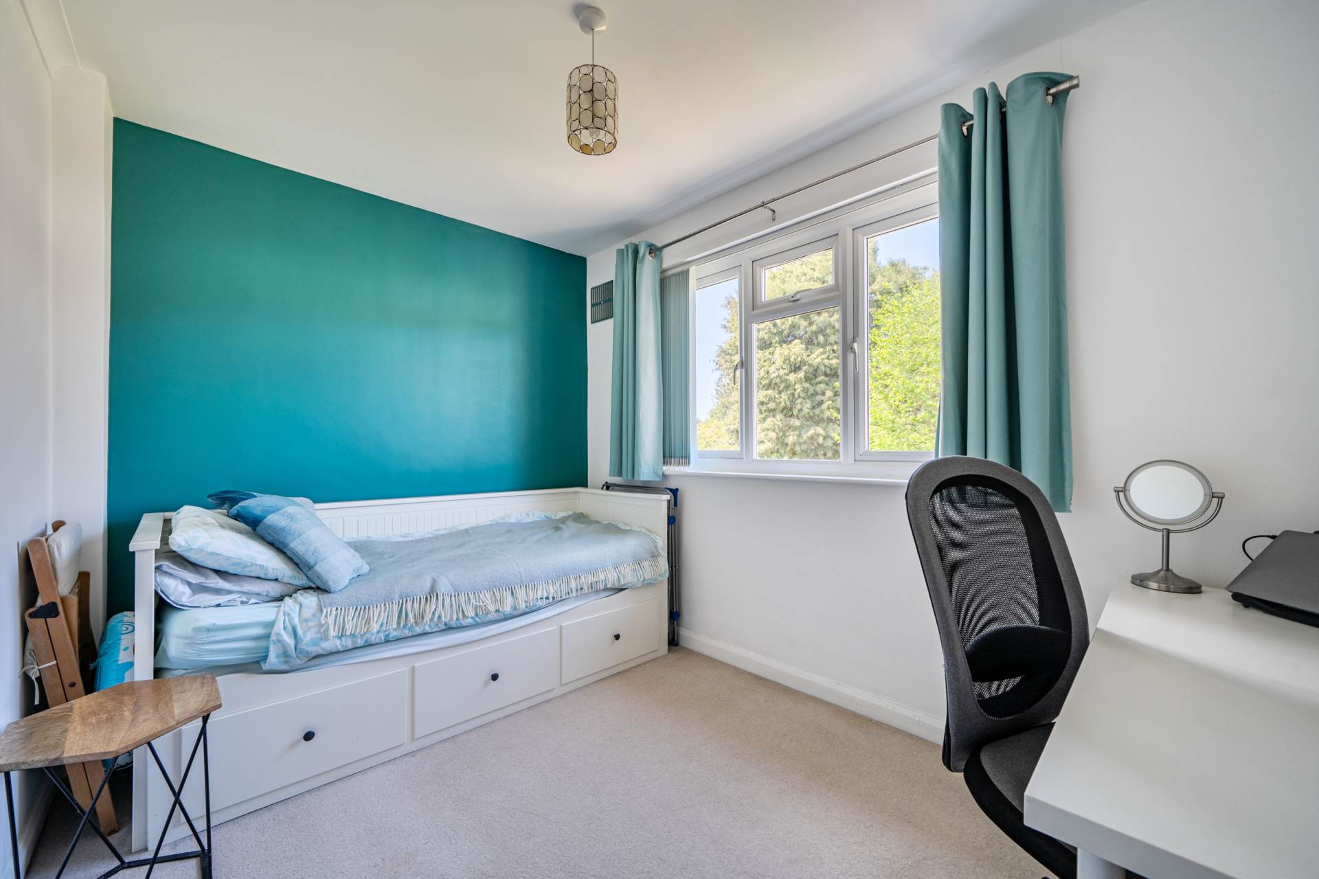 Cawsam Gardens, Caversham, Image 9