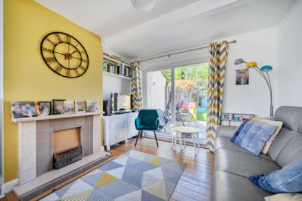 Cawsam Gardens, Caversham, Image 4