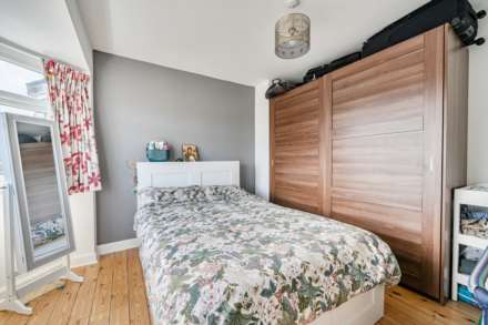 Cawsam Gardens, Caversham, Image 7