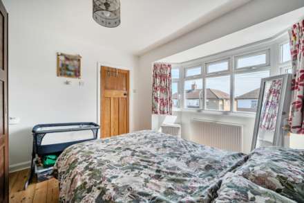 Cawsam Gardens, Caversham, Image 8