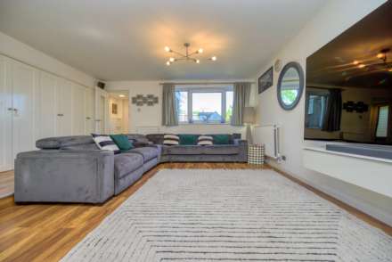 Blackwater Close, Caversham Park, Image 8