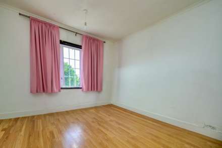 Henley Road, Caversham, Image 9