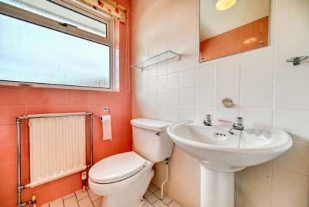 Ellesmere Close, Reading, Image 15
