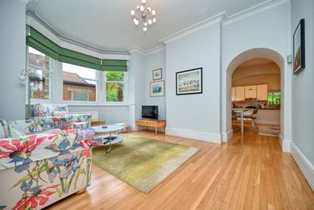 St.Peters Avenue, Caversham, Image 2