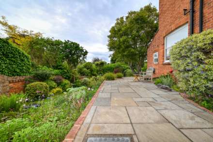 St.Peters Avenue, Caversham, Image 36