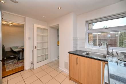Redberry Close, Caversham Park, Image 7
