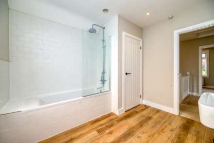 Henley Road, Caversham, Image 6