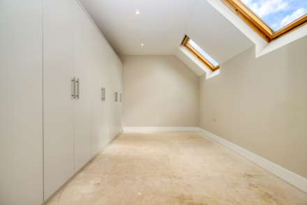 Henley Road, Caversham, Image 8