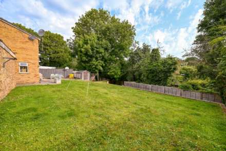 Lowfield Road, Caversham, Image 16