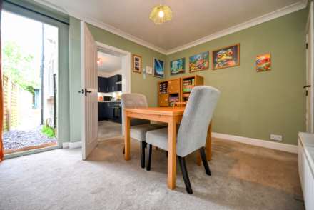 Queens Road, Caversham, Image 7