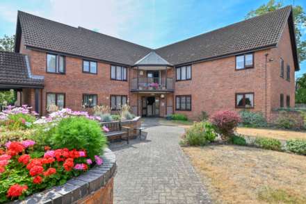 Property For Sale Chiltern Court, Emmer Green, Reading