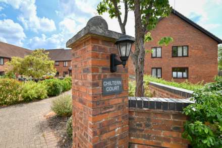 Chiltern Court, Emmer Green, Image 12