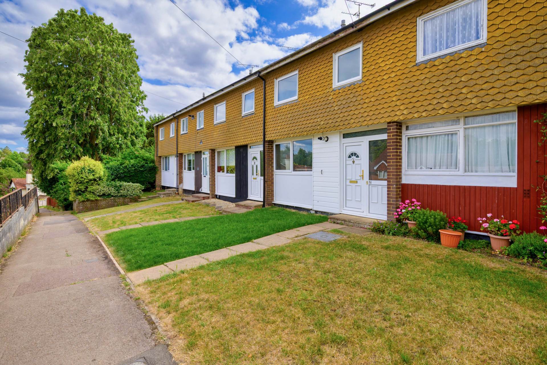 Surley Row, Emmer Green, Image 1