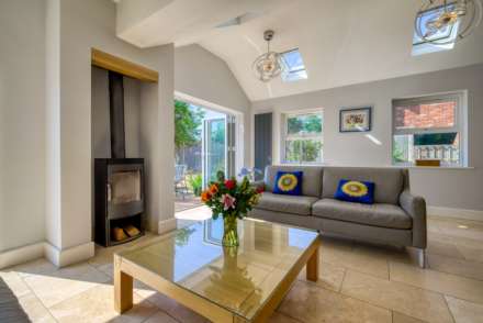 Oakley Road, Caversham Heights, Image 12