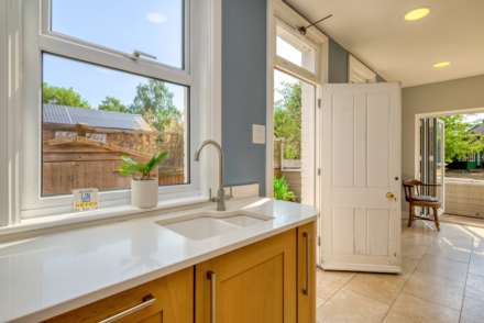 Oakley Road, Caversham Heights, Image 19