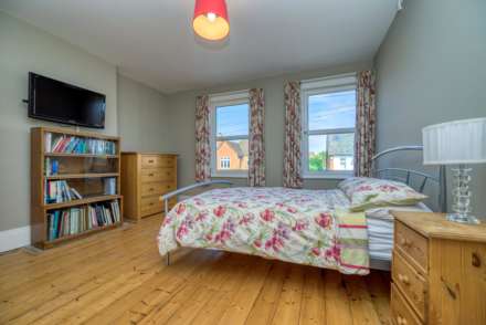 Oakley Road, Caversham Heights, Image 21