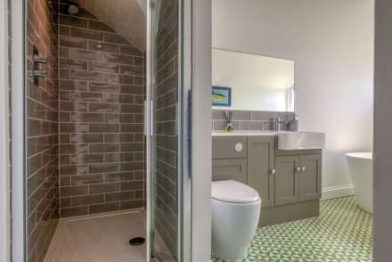 Oakley Road, Caversham Heights, Image 35
