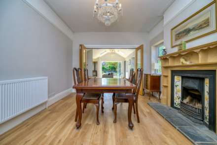 Oakley Road, Caversham Heights, Image 9