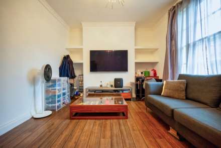 Regent Court, Reading, Image 3