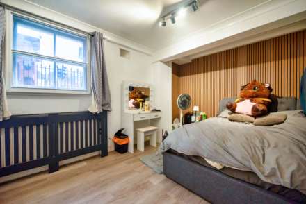 Regent Court, Reading, Image 6