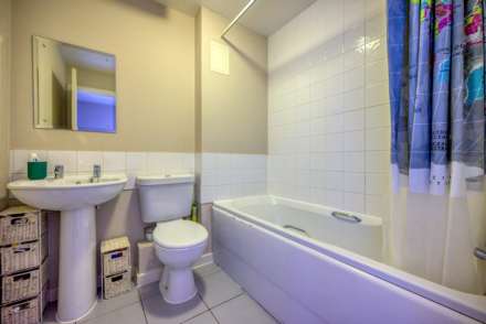 Valentia Road, Reading, Image 12