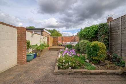 St Johns Road, Caversham, Image 18