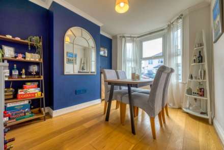 St Johns Road, Caversham, Image 2