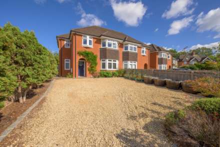 Chalgrove Way, Emmer Green, Image 1