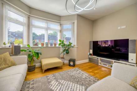 Chalgrove Way, Emmer Green, Image 3